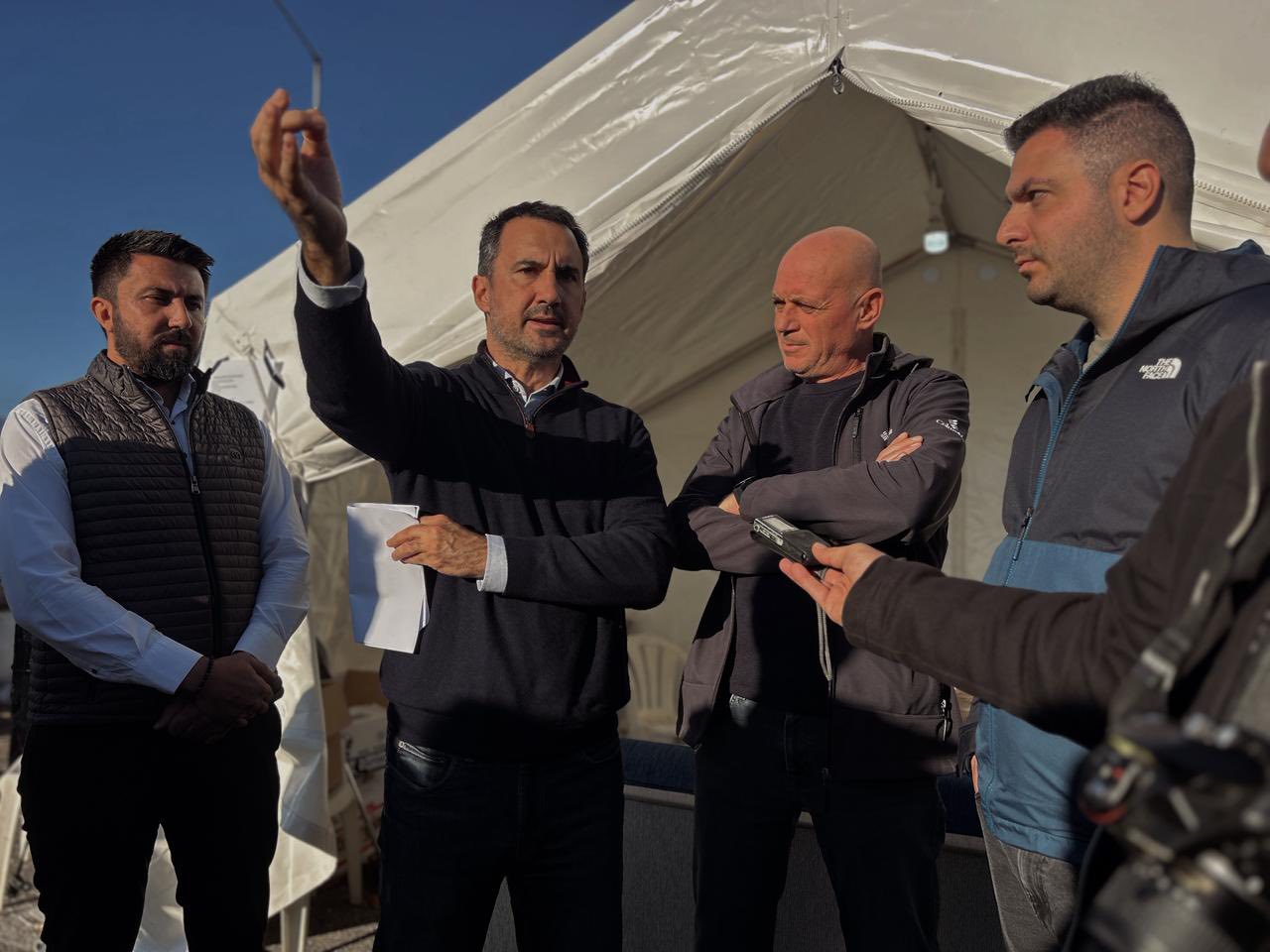 Αλ. Χαρίτσης: Οι ανακοινώσεις Μητσοτάκη συνιστούν εμπαιγμό για τους χιλιάδες αγρότες σε όλη τη χώρα που εδώ και 45 μέρες δίνουν στα μπλόκα τη μάχη της επιβίωσης