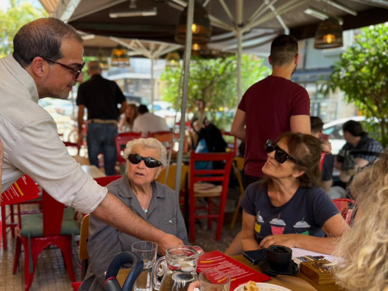 Γαβριήλ Σακελλαρίδης: Χτες στο Γαλάτσι, σήμερα Αιγάλεω και Χαϊδάρι. Στις γειτονιές της Δυτικής Αθήνας.