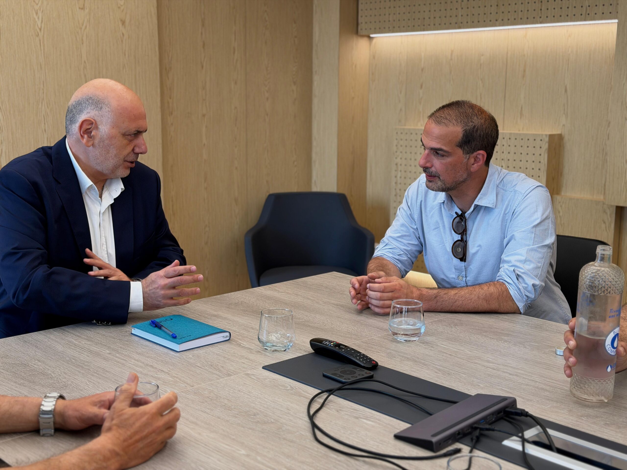 Συνάντηση του Γραμματέα της Νέας Αριστεράς Γαβριήλ Σακελλαρίδη με τη διοίκηση και το Σωματείο Εργαζομένων της ΕΥΑΘ